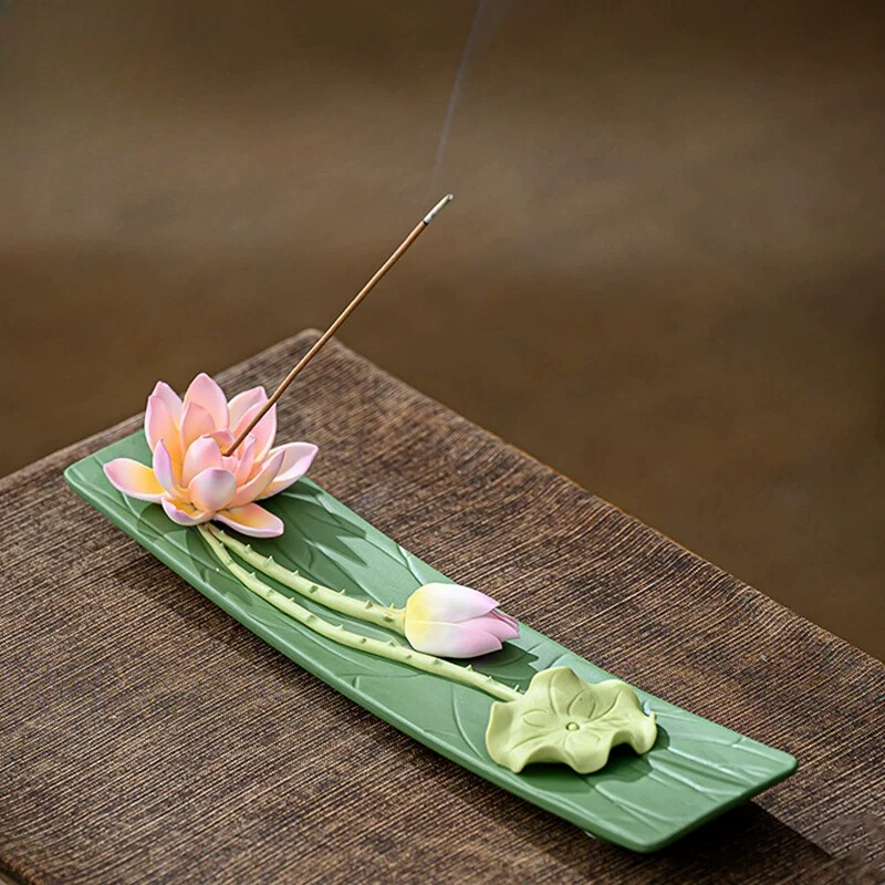 Interior Design Zen - CZセラミック製手作り蓮の花型線香立て、禅蓮の花デザインのトレイベース、茶道インテリア装飾品