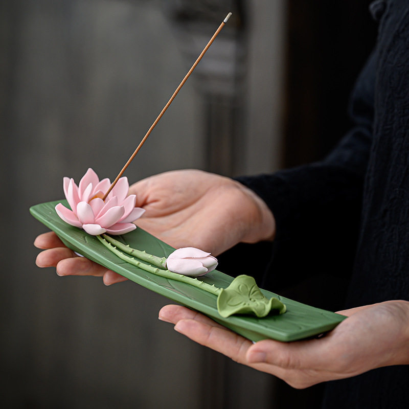 CZセラミック製手作り蓮の花型線香立て、禅蓮の花デザインのト - Interior Design Zen のレビューと価格